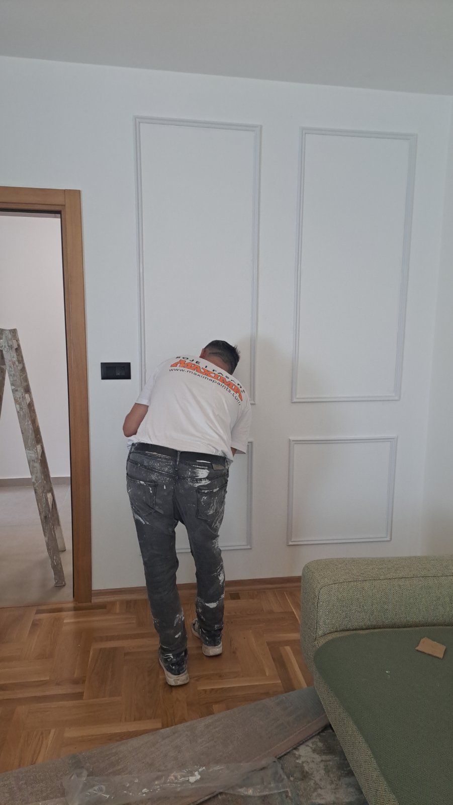 Glatki zidovi sa lajsnama